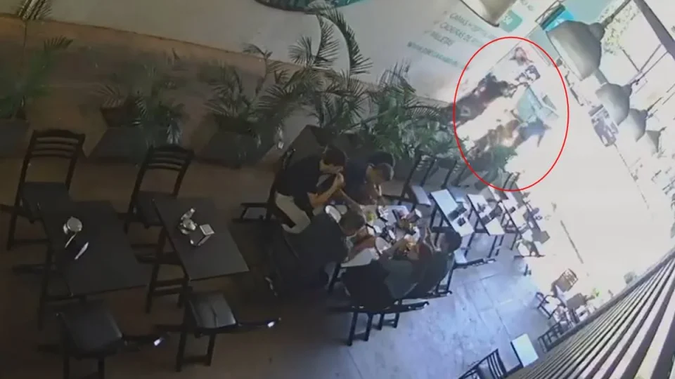 Homem é contido após agredir criança e tentar cabeçada em PM no DF