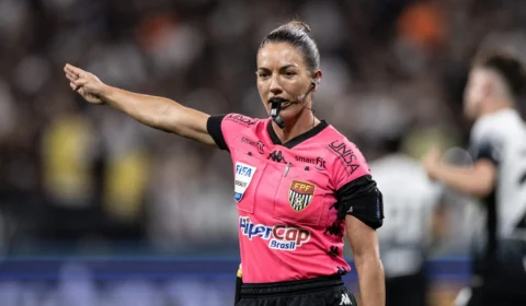 Árbitra do Mundial faz história e ganha chance inédita no Brasileirão; veja quem é Daiane Muniz