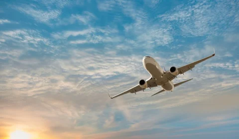 Câmara aprova projeto que permite trocar milhas aéreas por dinheiro