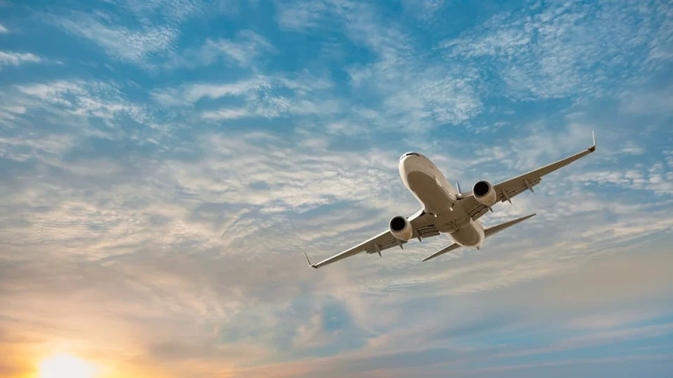 Câmara aprova projeto que permite trocar milhas aéreas por dinheiro