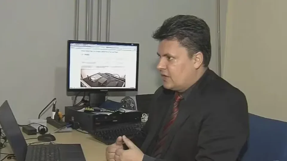 Delegado da PF é alvo de operação contra venda de informações sigilosas