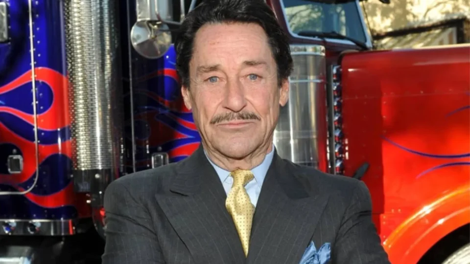 Morre Peter Cullen, voz de Optimus Prime em Transformers aos 85