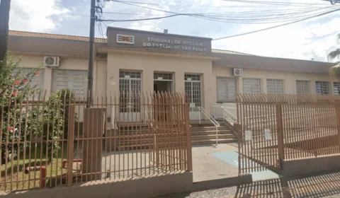 Padrasto é condenado após enteado pedir socorro em bilhete dentro de lanche