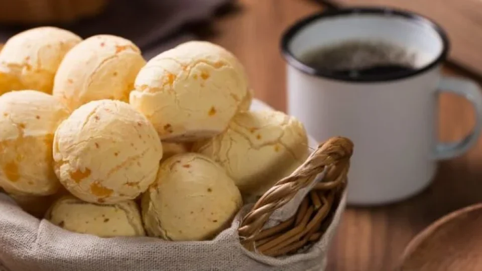 Dia do Pão de Queijo: Minas tem a receita, a tradição e a maior produção do Brasil