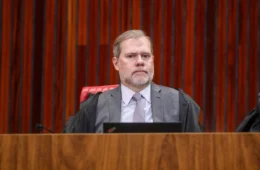 URGENTE: Dias Toffoli se declara suspeito e não votará em julgamento que pode abrir investigação contra Moraes