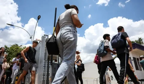 Encceja 2026 ensino médio: cartão de inscrição liberado hoje