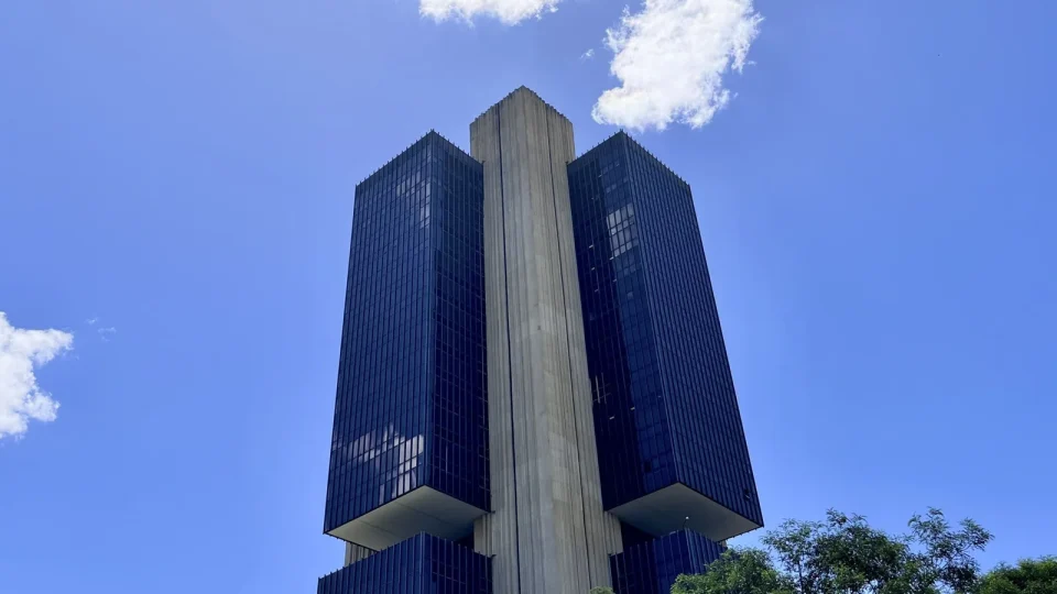 Banco Central liquida empresas do grupo Simpala