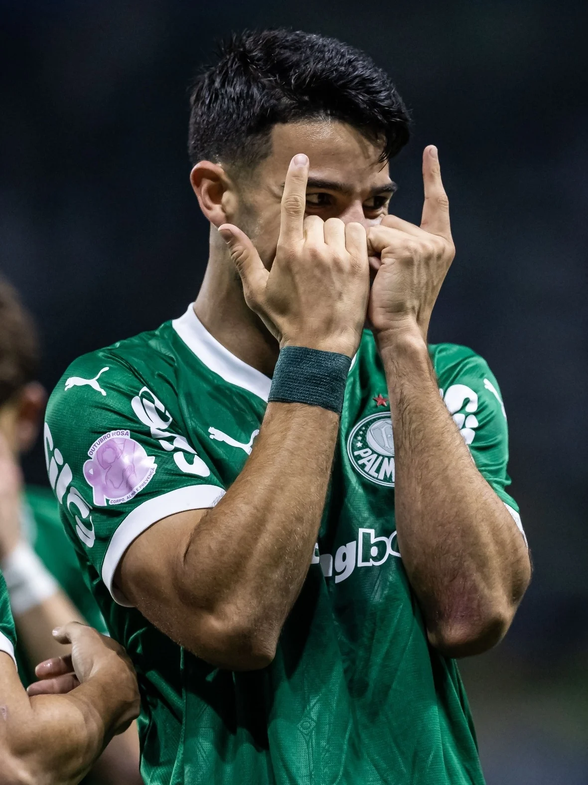Flaco López marcou novamente, completando sua grande atuação e transformando a vitória em goleada.