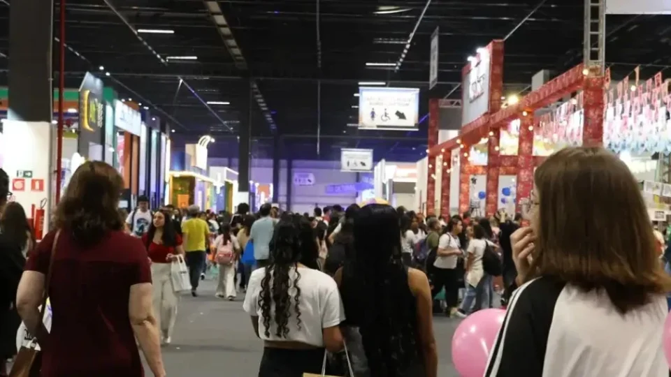 Bienal do Livro SP libera senhas para autógrafos