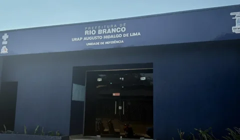 Servidores da saúde denunciam salários atrasados em Rio Branco: “Sempre atrasou”