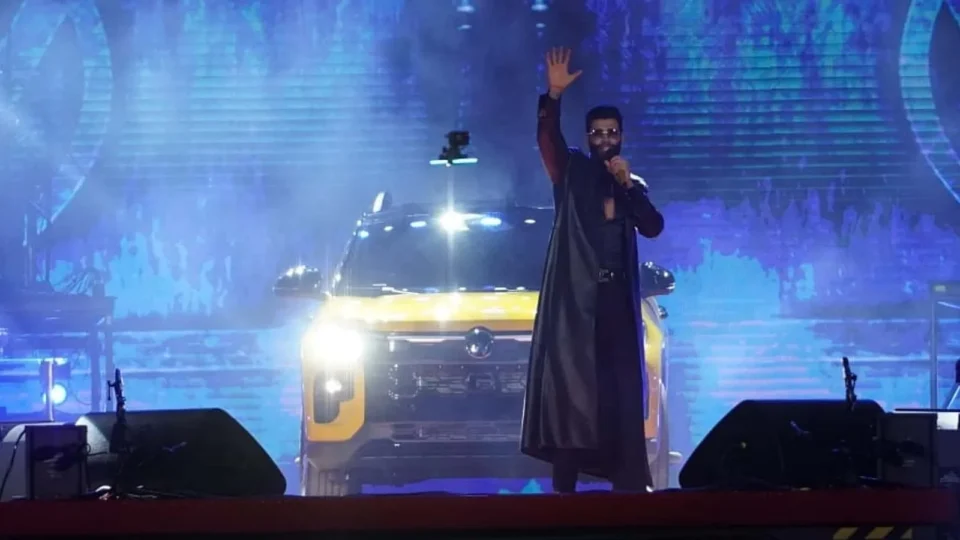 Gusttavo Lima volta a Barretos em VW Tukan inédita e agita festa