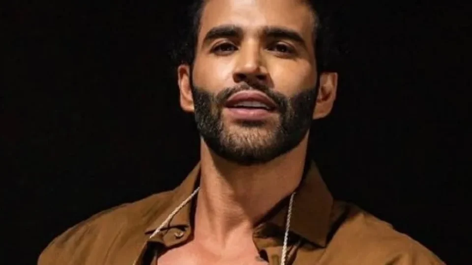 Climão: Gusttavo Lima evita reação após vaias a Lula durante show na Festa do Peão de Barretos