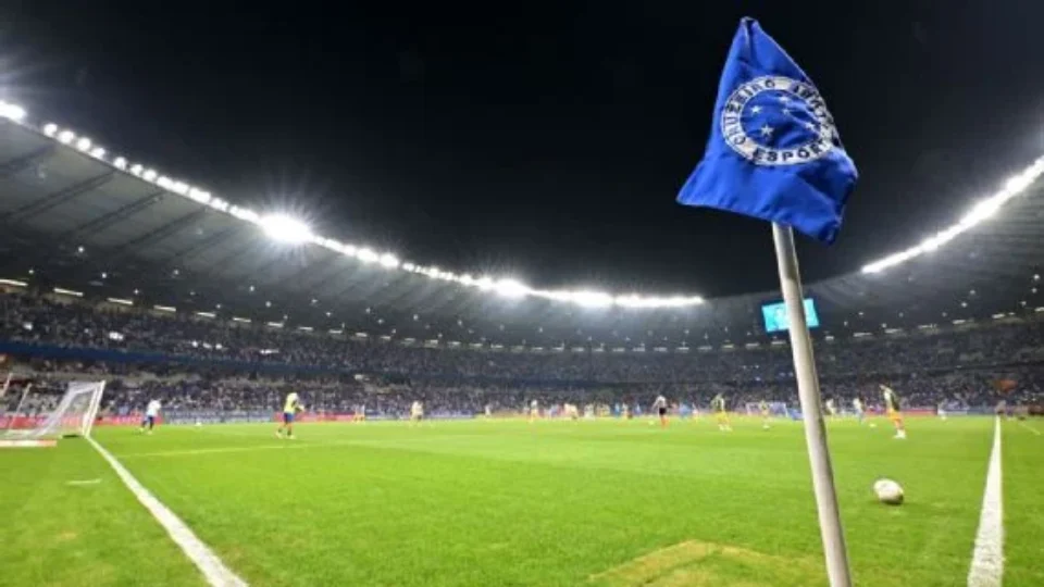 Cruzeiro e Flamengo se reencontram pelo Brasileirão após duelo na Libertadores