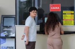 “Meu coração está mais calmo”, diz pai de professor que recebeu alta após ser esfaqueado em Manaus