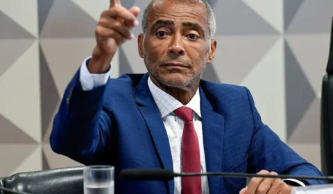 Romário tenta barrar penhora de salário no Senado e diz que medida compromete sua sobrevivência