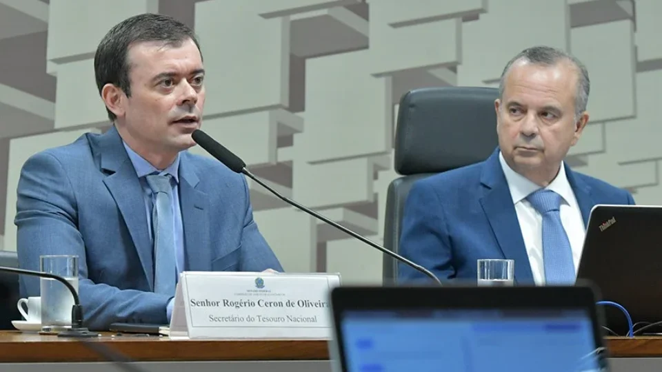Governo pode ultrapassar Regra de Ouro em R$ 288 bilhões em 2026, aponta órgão do Senado