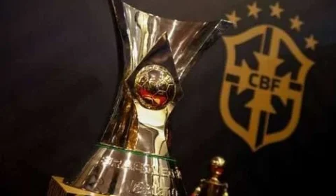 Brasileirão pega fogo: Palmeiras mantém liderança, Flamengo encosta e Santos ganha fôlego; veja a tabela