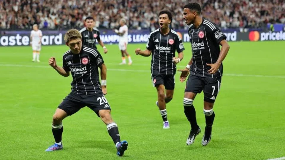 Frankfurt goleia St. Tönis por 11 a 0 e consegue maior vitória da história na Copa da Alemanha