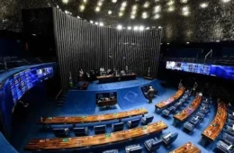 Congresso antecipa comissão da “taxa das blusinhas” após reunião de Lula