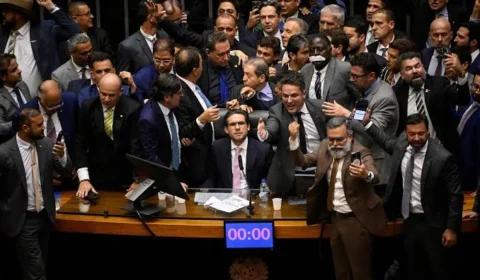 Fim da 6×1 e ‘taxa das blusinhas’: Congresso corre para votar pautas de Lula antes das eleições
