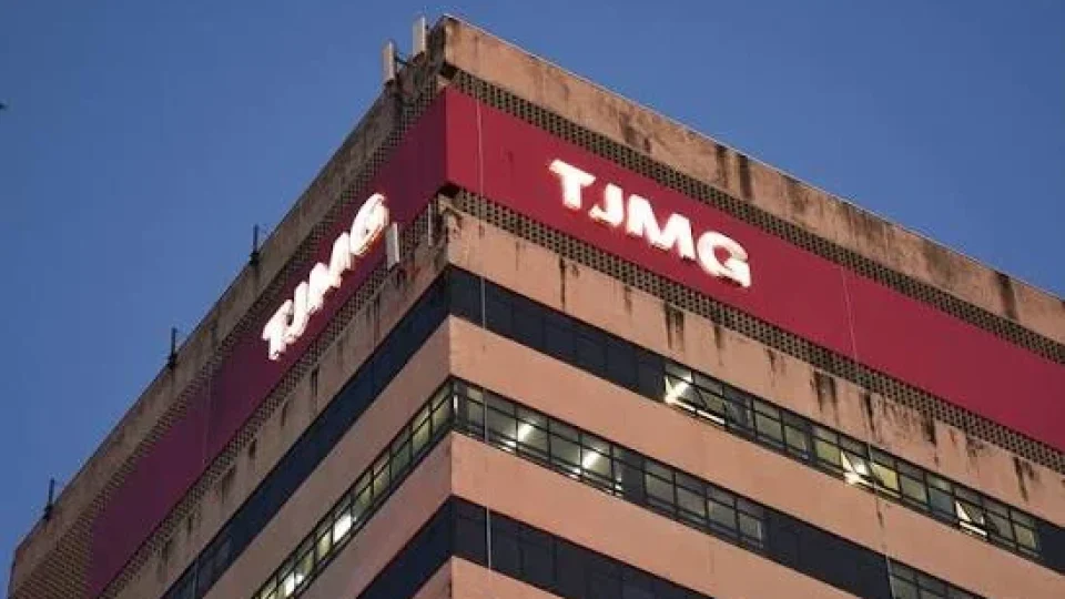 Magistrados afastados do TJMG seguem recebendo salários de até R$ 83 mil