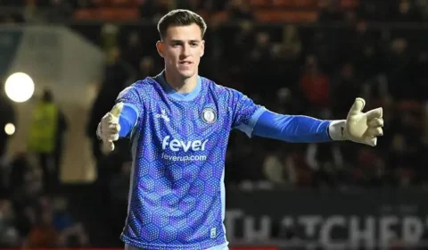 Middlesbrough paga até R$ 96 milhões por ex-goleiro do Manchester United