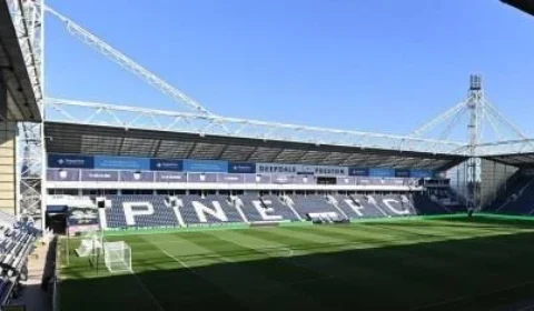 Preston x Wolverhampton: onde assistir ao duelo que pode mexer com a briga pelo acesso