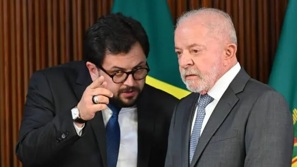 PF investiga quadro de R$ 100 mil euros que lobista teria prometido a Marcola