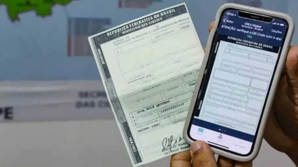 CRLV 2026 começa a ser exigido nesta terça-feira em Minas; veja quem precisa regularizar