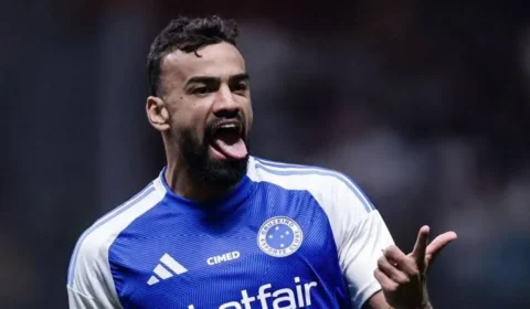 Cruzeiro: Fabrício Bruno exalta companheiros, critíca a Arena Condá e rasga o verbo sobre o ataque