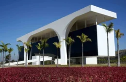 Minas Gerais terá rombo bilionário nas contas públicas de 2027