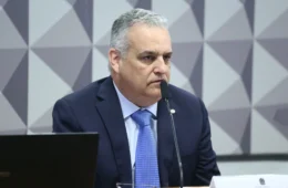 Quem é o vice de Flávio Bolsonaro? Saiba quem é Alfredo Gaspar e sua trajetória política