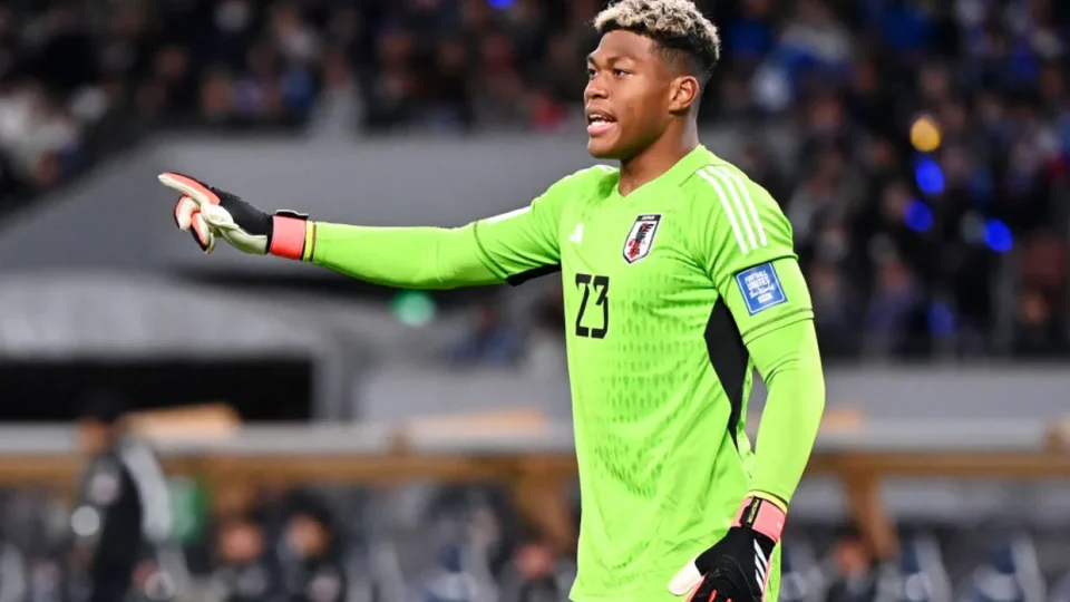 PSG fecha negócio de € 35 milhões por goleiro, mas já prepara outro destino para Suzuki