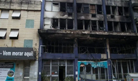 Justiça mantém Cristiano Roratto no cargo e decisão reacende debate sobre investigação do incêndio na Pousada Garoa