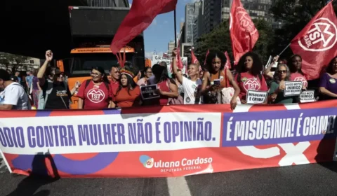 Manifestantes vão às ruas em 12 cidades para cobrar votação do PL da Misoginia na Câmara