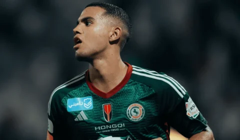 É DA RAPOSA! Cruzeiro acerta empréstimo do ponta direita João Costa, de 21 anos