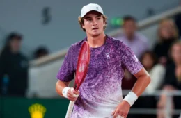 Fonseca enfrenta Tsitsipas no ATP Montreal 2026: quem leva?