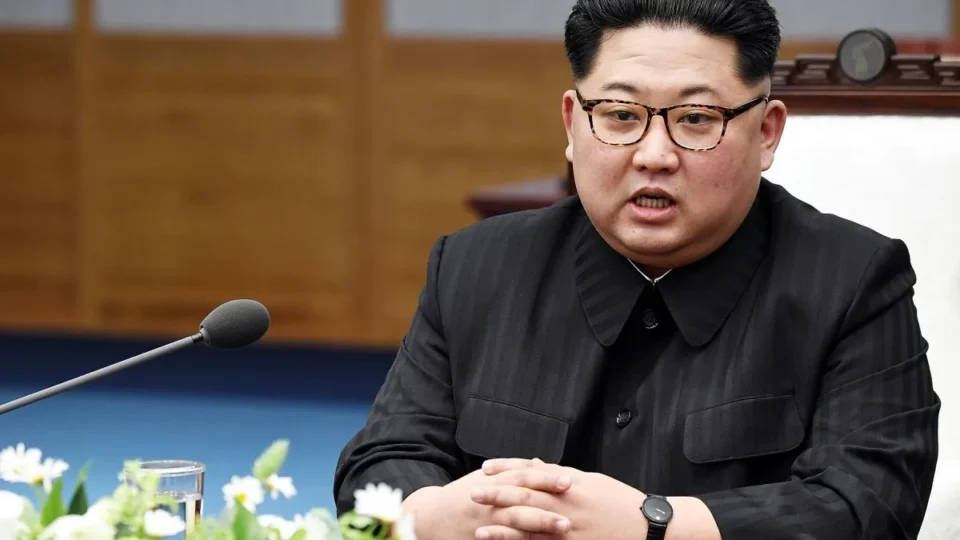 Kim Jong-un deixa isolamento de lado e vira peça-chave no jogo entre Rússia, China e Estados Unidos