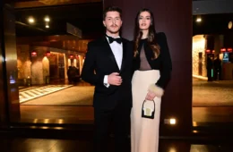 Klebber Toledo e Camila Queiroz brilham em baile luxuoso em SP