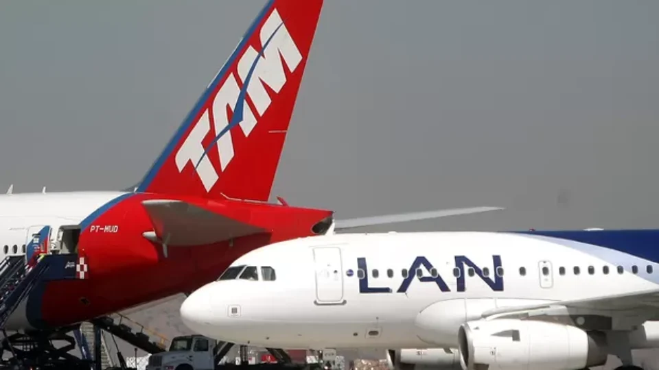 Latam confirma falha em sistema que expôs dados de clientes