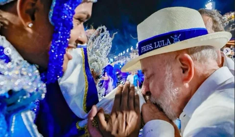 Samba com dinheiro público? TSE aceita ação contra Lula por causa de desfile eleitoreiro na Sapucaí