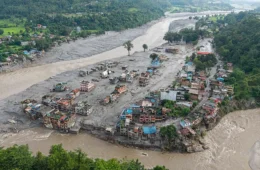 Número de mortos no Nepal sobe para 616 e milhares ainda estão desaparecidos após desastre devastador