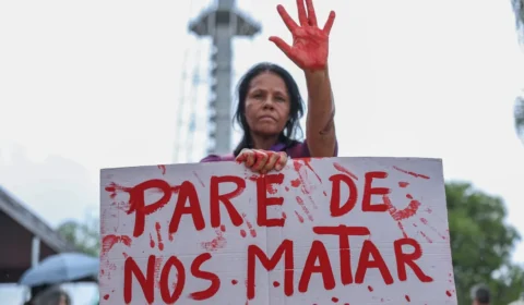 Criminalização da misoginia opõe combate à violência e preocupação com liberdade de expressão