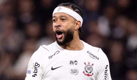 Memphis pode cobrar dívida milionária à vista e colocar Corinthians em novo problema na Fifa