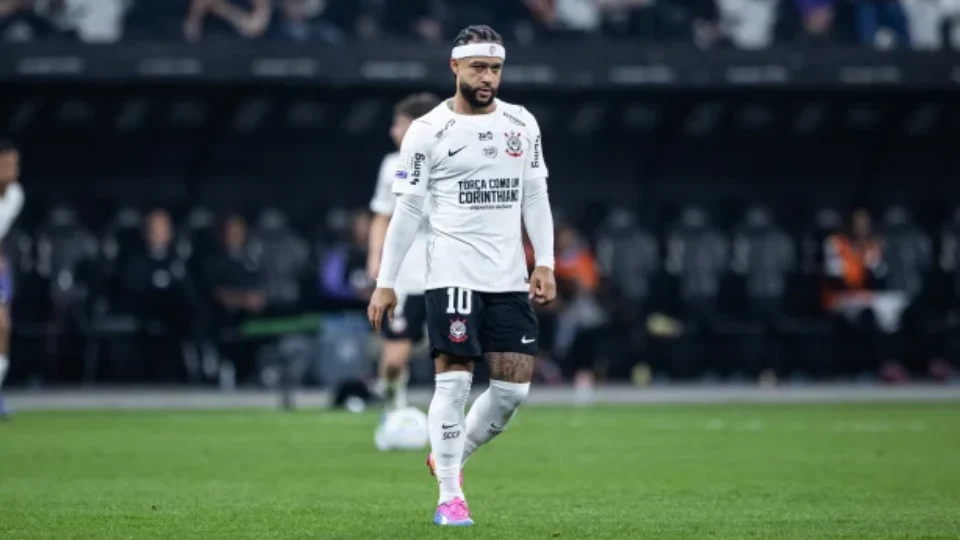 Memphis faz post após classificação do Corinthians e manda recado nas redes