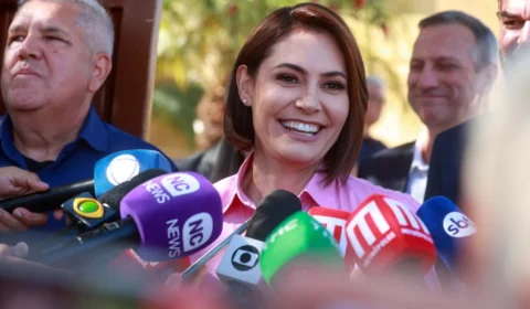 Michelle Bolsonaro promete lutar por presos do 8 de Janeiro caso seja eleita ao Senado