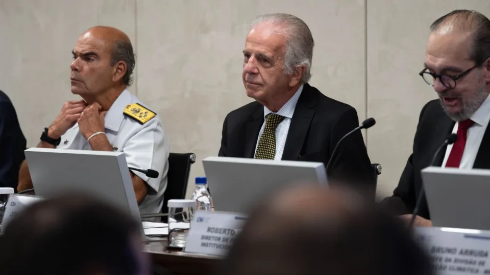 Múcio diz que ‘abriria o portão’ em invasão dos EUA