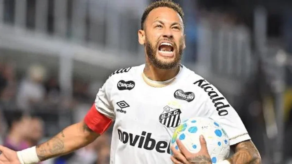 Santos para em grande atuação do goleiro do Remo e fica no 0 a 0 na Vila Belmiro