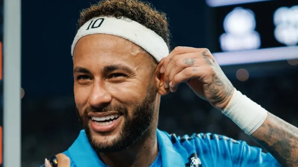 Corinthians perde para o Santos e criança é hostilizada após ganhar camisa de Neymar