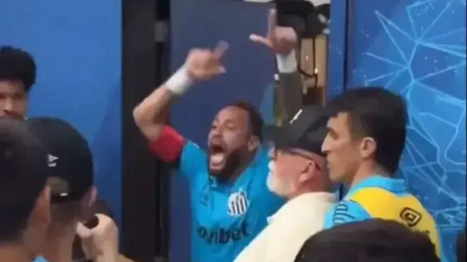 Neymar provoca torcedores do Remo após classificação, e presidente do clube reage: “Vagabundo”